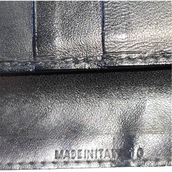 Dunhill Jacket Wallet Black Leather Wallet with Gold Accents - Picture 9 of 10